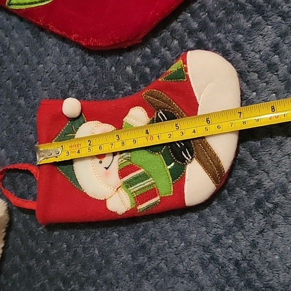 NEW SET OF 4 CHRISTMAS DECORATIONS - Picture 16 of 17